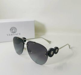 Picture of Versace Sunglasses _SKUfw52150378fw